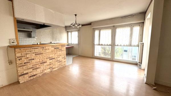 Appartement Corbeil Essonnes 4 pièce(s)