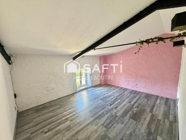 MAISON 3 CHAMBRES + STUDIO ATTENANT ET GARAGE A COULON