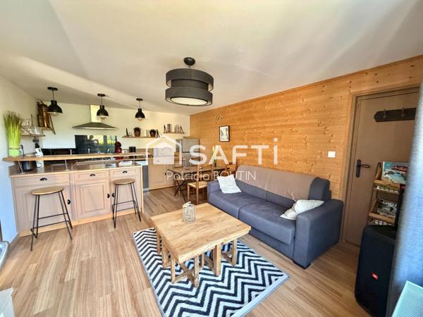 MAISON 3 CHAMBRES + STUDIO ATTENANT ET GARAGE A COULON