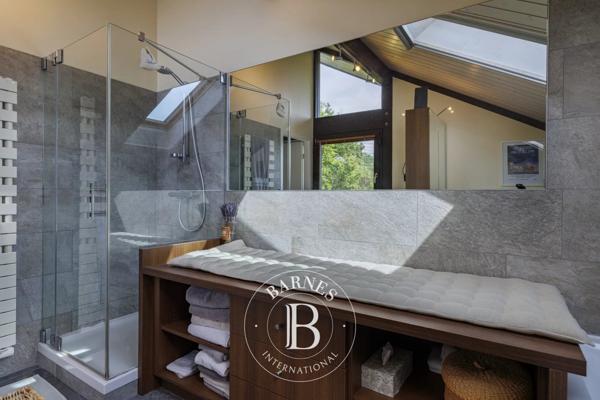 Divonne-les-Bains, Villa 4 Chambres -  316 m² à vendre