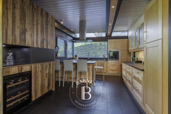 Divonne-les-Bains, Villa 4 Chambres -  316 m² à vendre