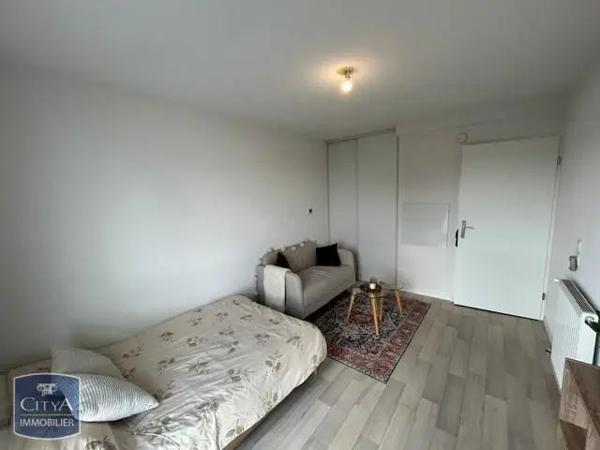 Appartement à louer 1 pièce 19.54m² Tours (37000)