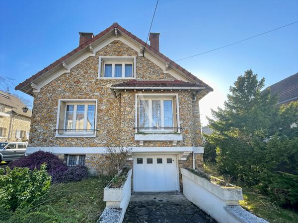 Maison familiale en meulière 113m² - Triangle d'Or
