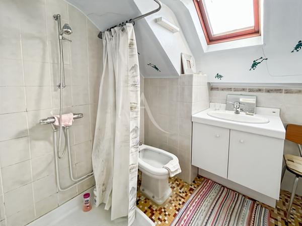 Maison familiale en meulière 113m² - Triangle d'Or