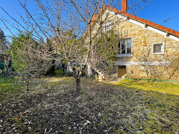 Maison familiale en meulière 113m² - Triangle d'Or