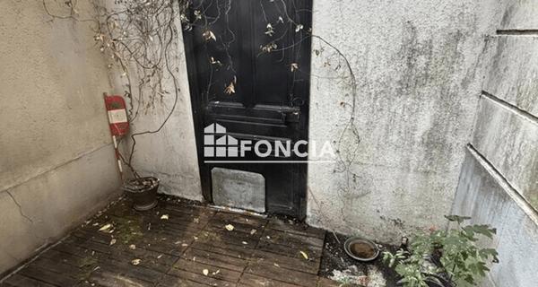 Location Local commercial 73.38 m² - Paris 75015