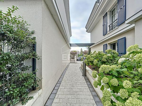 Coup de coeur - Bel appartement F4 au centre du village de Guyancourt