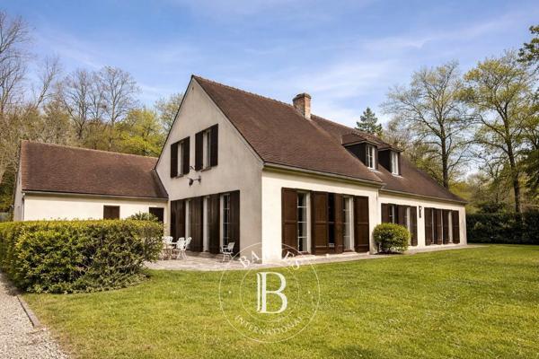 Lamorlaye, Maison  270 m² à vendre