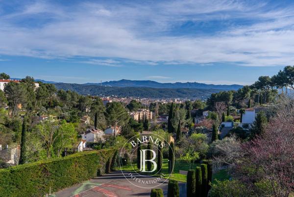 Aix-en-Provence, Appartement 2 Chambres -  81 m² à vendre