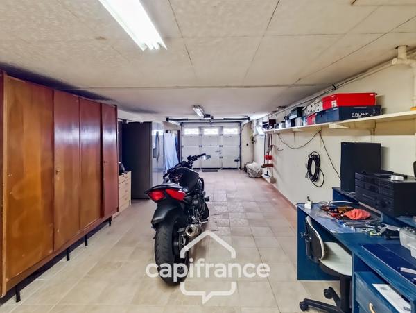 Maison à vendre 5 pièces LA CHAPELLE HUON (72)  -  Terrain 1648 m²  -