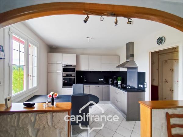 Maison à vendre 5 pièces LA CHAPELLE HUON (72)  -  Terrain 1648 m²  -