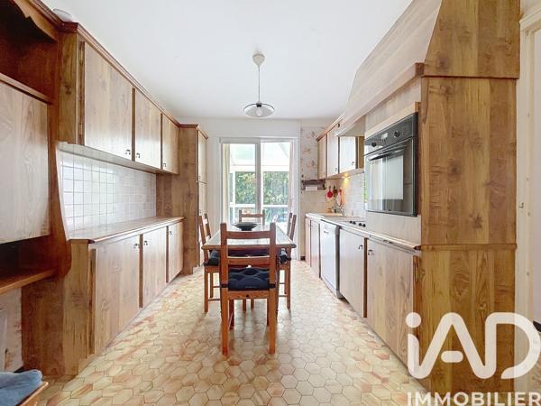 Maison à vendre 6 pièces 123 m² Saint-Étienne-de-Montluc