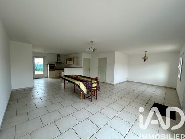 Maison à vendre 4 pièces 98 m² Brain-sur-Allonnes