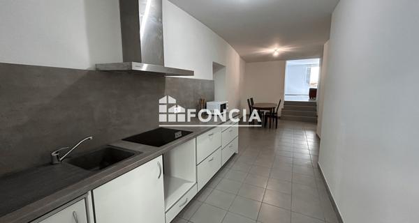 Location Appartement meublé 2 pièces 56.7 m² - Bagnols-sur-cèze 30200