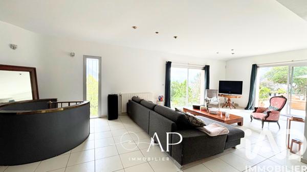 Maison à vendre 6 pièces 240 m² Toulon