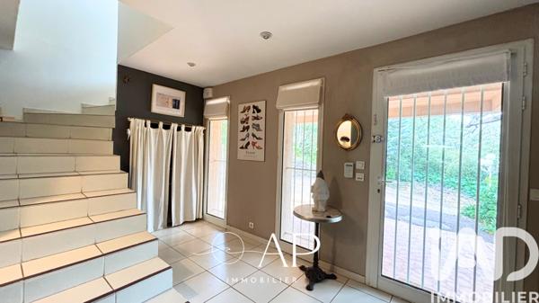 Maison à vendre 6 pièces 240 m² Toulon
