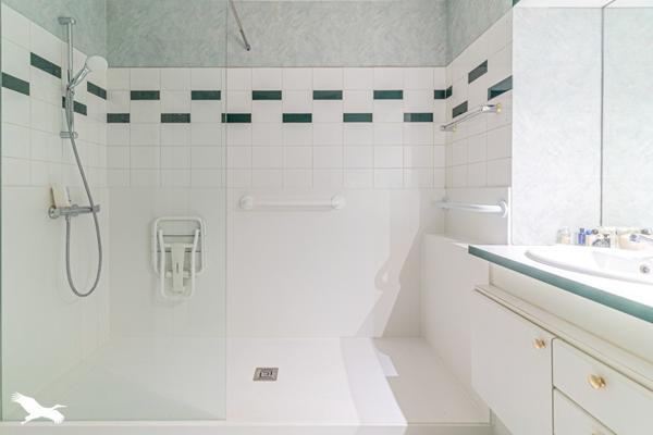 Appartement à vendre 314 160 € Bordeaux 4 p 84 m² DPE C