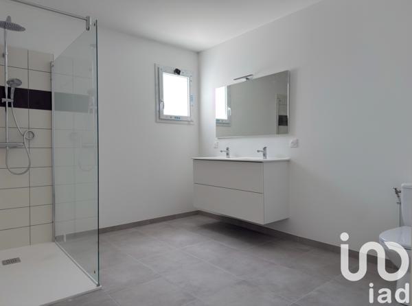 Maison à vendre 6 pièces 113 m² Surgères