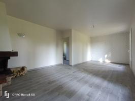 JOLI PAVILLON DE PLAIN PIED DE 70 M² HAB AVEC GARAGE SUR 1400 M² DE TERRAIN CLOS AU CALME PROCHE DES COMMODIT Gournay-en-Bray (76220)