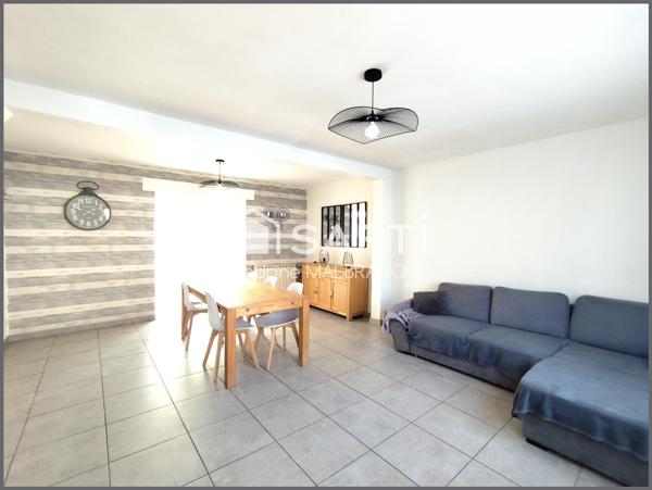 Maison de semi plain pied 4 chambres, garage et jardin