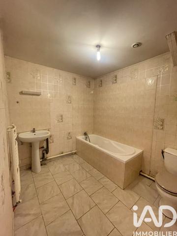 Maison à vendre 6 pièces 138 m² Sarry