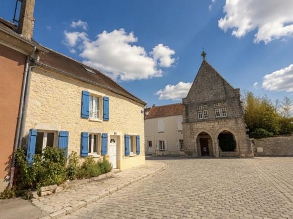Vente / Maison T5 à Château-Landon (77570)