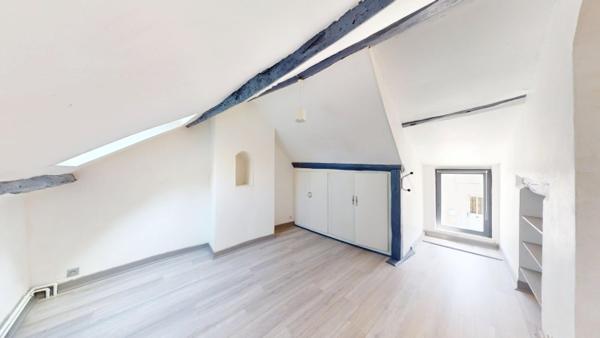 Vente / Maison T5 à Château-Landon (77570)