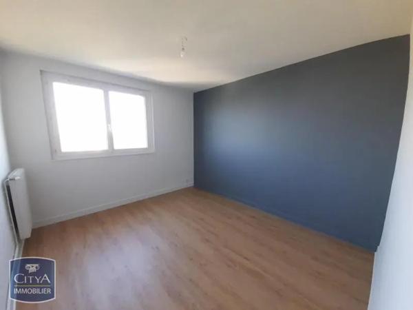 Appartement à louer 3 pièces 66.66m² Tours (37100)