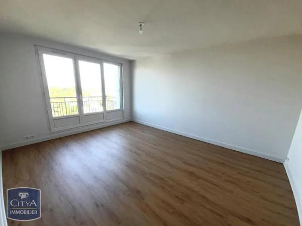 Appartement à louer 3 pièces 66.66m² Tours (37100)