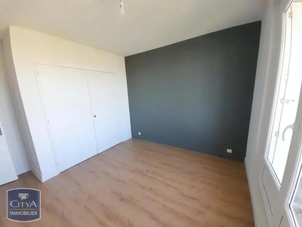 Appartement à louer 3 pièces 66.66m² Tours (37100)
