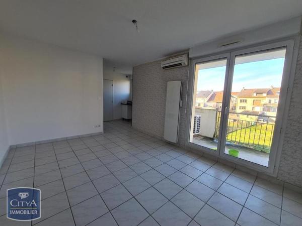Appartement à louer 2 pièces 54.4m²