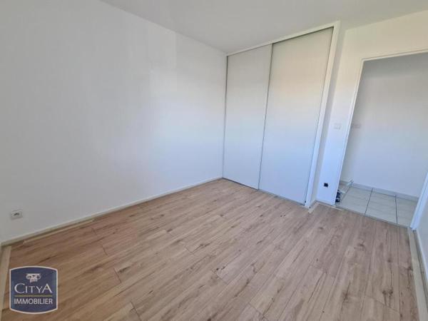 Appartement à louer 2 pièces 54.4m²