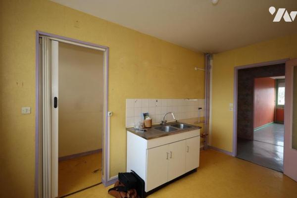 APPARTEMENT DE TYPE 2 PROCHE CENTRE VILLE
