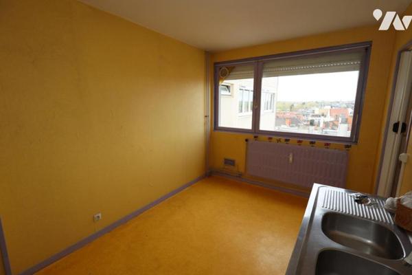 APPARTEMENT DE TYPE 2 PROCHE CENTRE VILLE