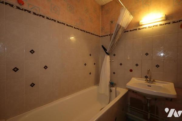 APPARTEMENT DE TYPE 2 PROCHE CENTRE VILLE