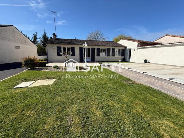 BEAU PLAIN-PIED  2 CH 1 BUREAU JARDIN 2 GARAGES ATELIER