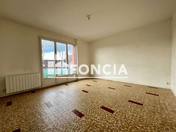 Location Appartement 3 pièces 61.35 m² - 65 AVENUE ROGER SALENGRO Vaulx En Velin 69120