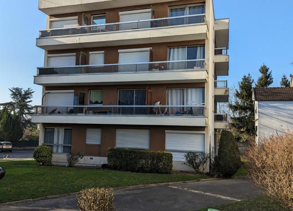 Appartement à louer    1 pièce • 25,32 m2 Gagny