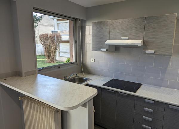 Appartement à louer    1 pièce • 25,32 m2 Gagny