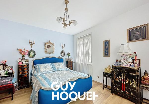 Villa sur sous-sol 6 Chambres + Dépendances et Terrain Constructible de 2227 m² - 71850 CHARNAY LES MACON