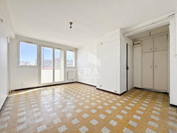À vendre, appartement Type 3 48m2, balcon et cave, Marseille 13003