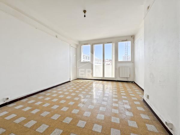 À vendre, appartement Type 3 48m2, balcon et cave, Marseille 13003