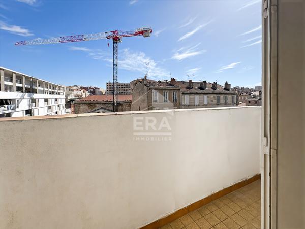 À vendre, appartement Type 3 48m2, balcon et cave, Marseille 13003