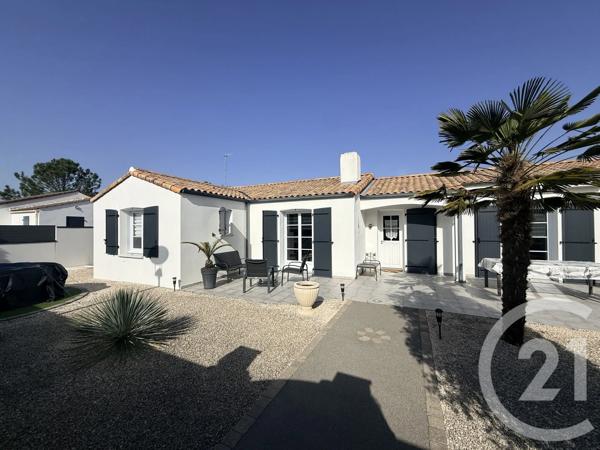 Maison à vendre  5 pièces - 93,24 m 2   LA TRANCHE SUR MER  - 85