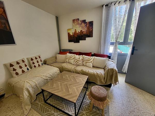 Nîmes appartement type 2