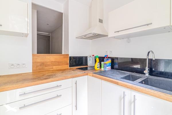 Appartement 247 220 € Bordeaux 2 p 43 m² DPE C
