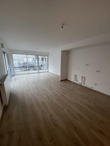 Appartement T4 avec Extérieur et Parkings