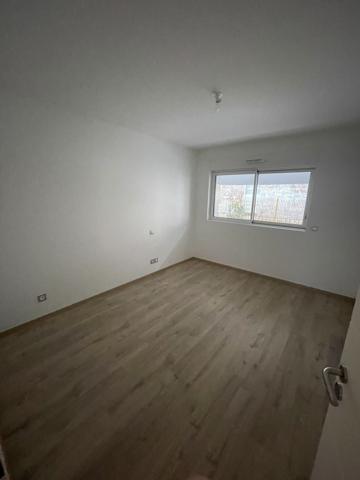 Appartement T4 avec Extérieur et Parkings