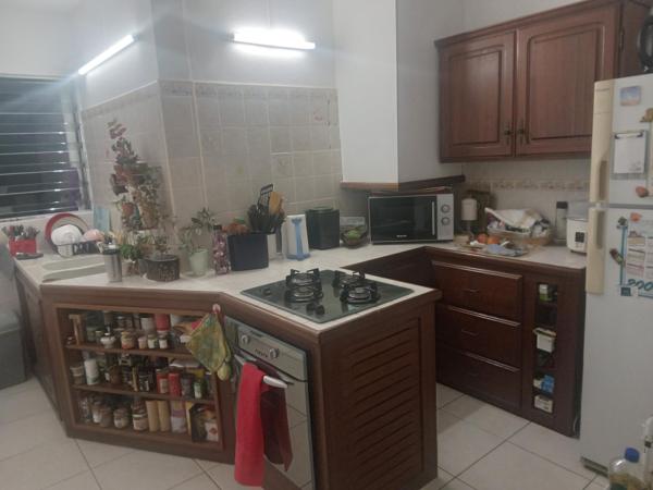 Appartement à SAINTE-CLOTILDE, 97490 - 4 pièces 97m²