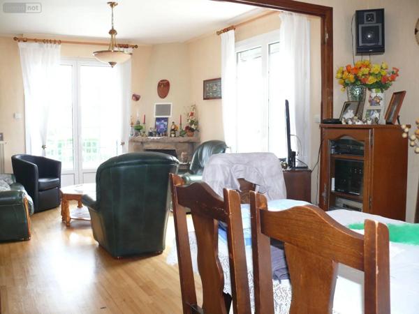 Achat - Maison Trélivan 22100 10 pièces 186 m 2 1230 m 2